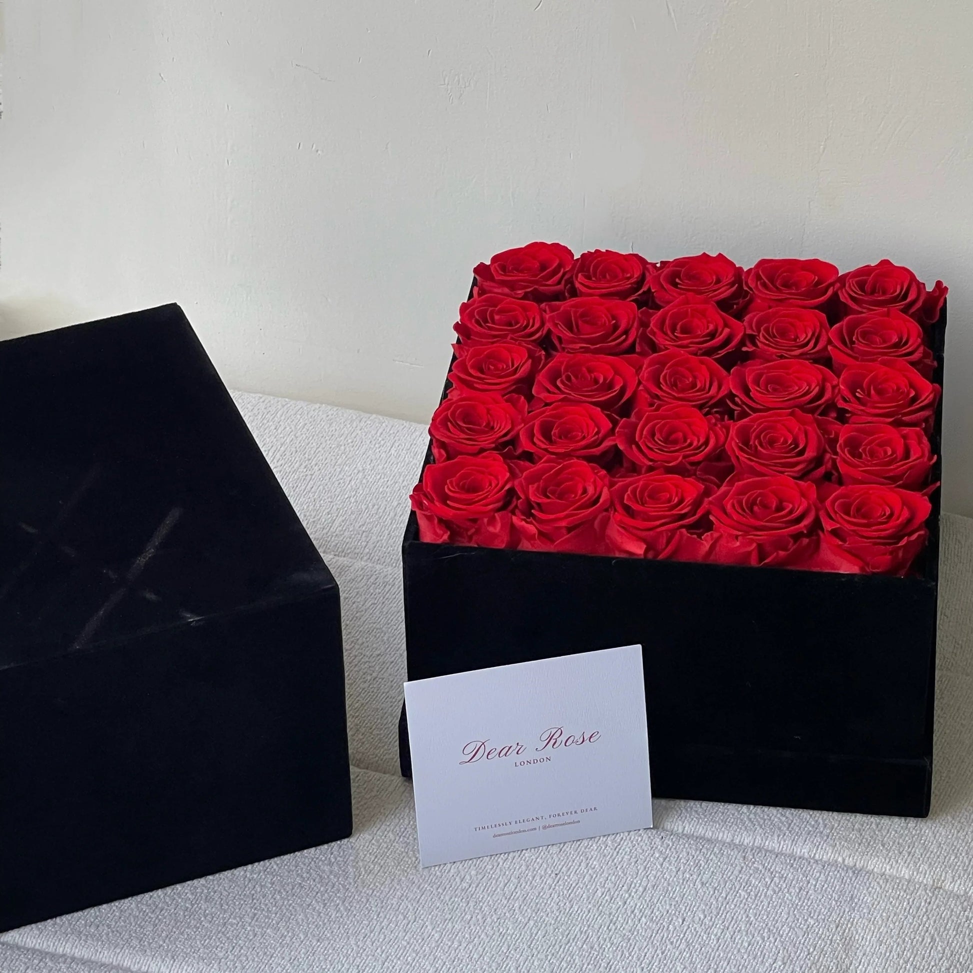 THE GRAND VELVET SQUARE