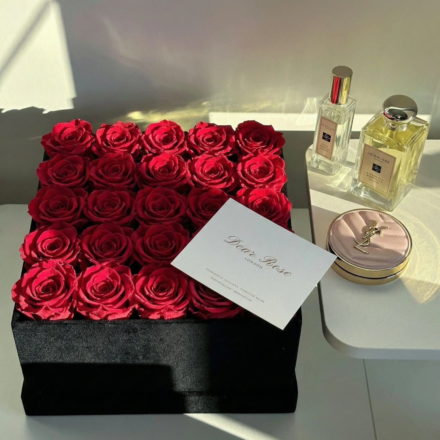 THE GRAND VELVET SQUARE