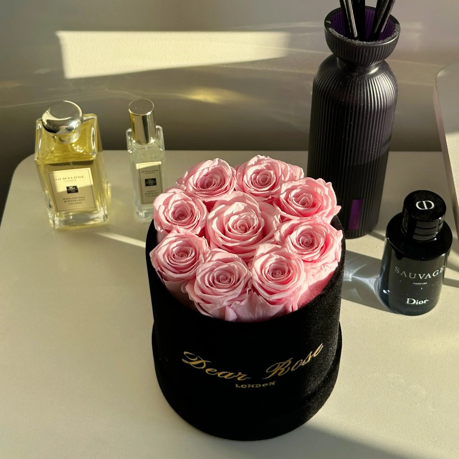 THE PETITE VELVET ROUND